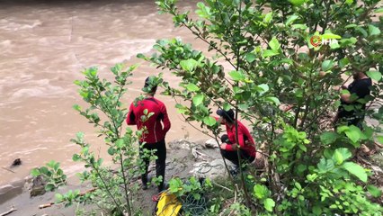 Araklı'daki selde kaybolan 3 kişi aranıyor