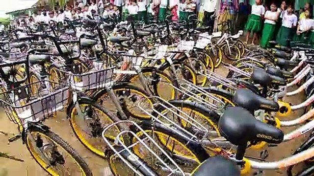 Des vélos recyclés pour les écoliers birmans