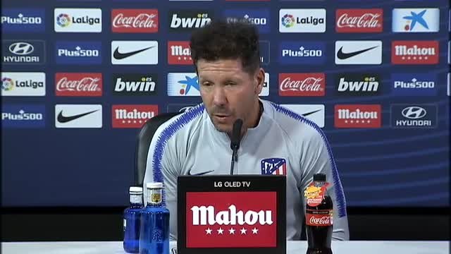 Simeone elude responder sobre el futuro de Filipe Luis