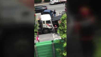 인천 사거리서 버스 등 7중 추돌...7명 다쳐 / YTN