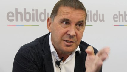 Otegi cree "decepcionante" la política de presos de Sánchez