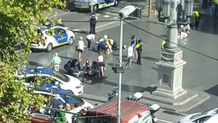 Download Video: Un año desde que las Ramblas se convirtieron en la zona 0 y Barcelona se volcó con las víctimas