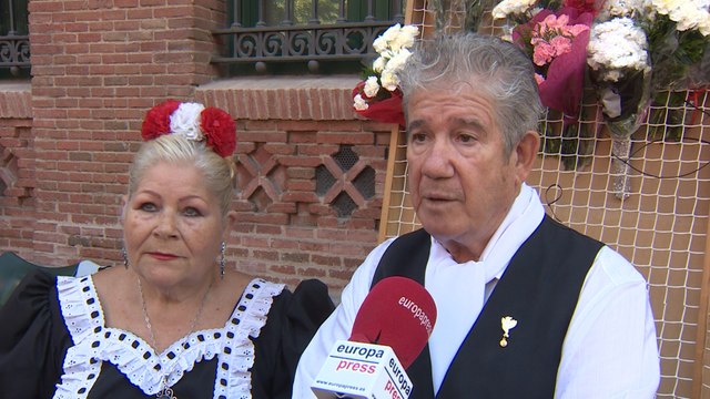 Madrileños celebran la tradicional fiesta de La Paloma