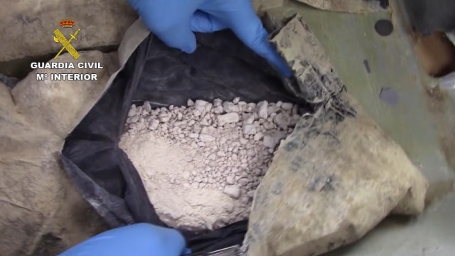 Detenido por llevar 5,5 kilos de heroína recubierta de curry