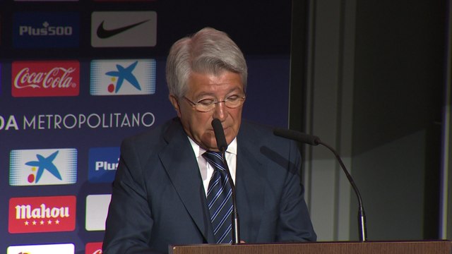 Cerezo presenta a Arias y Kalinic