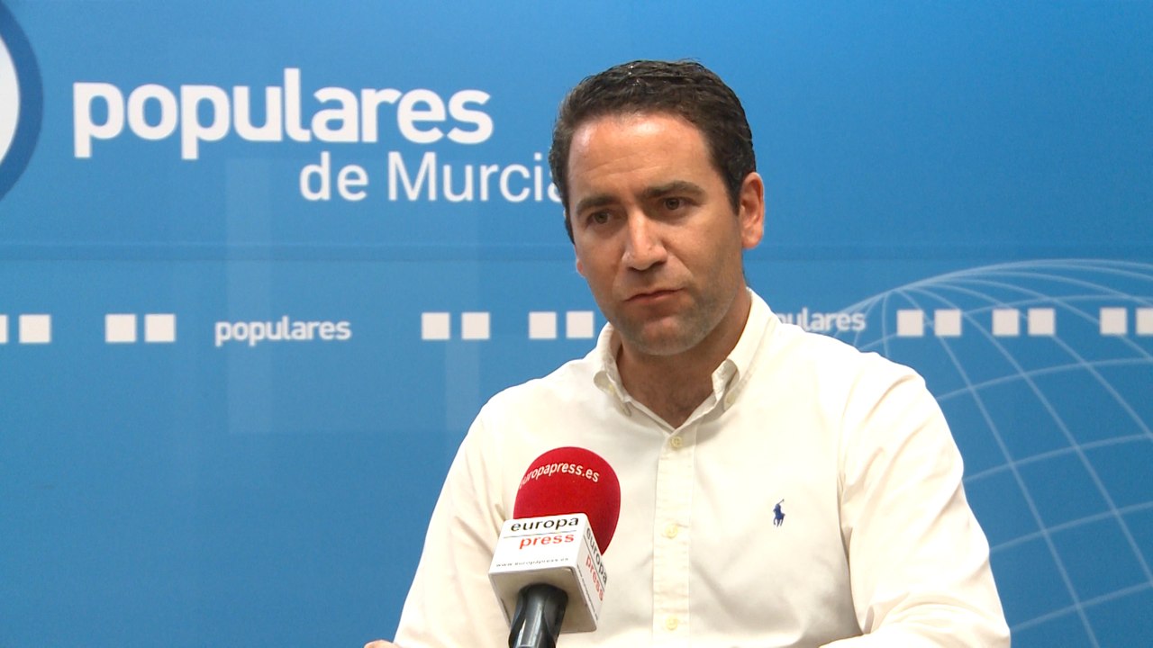 PP: Sánchez "se la juega" 17-A  por posibles insultos al Rey