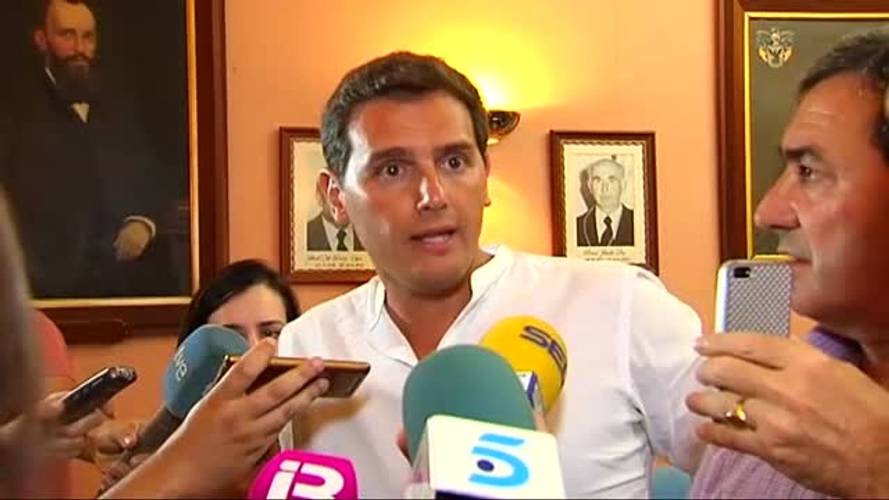 Rivera sobre el nombramiento de cargos del PSOE al frente de organismos públicos: "El Estado no es un botín"