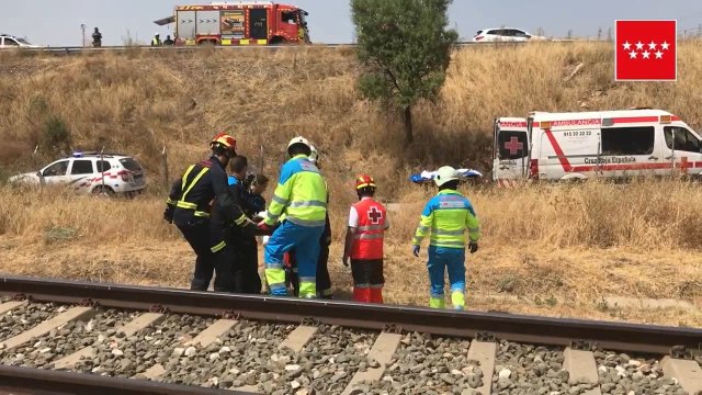 Herido grave un chico al sufrir una descarga cuando estaba subido en un vagón