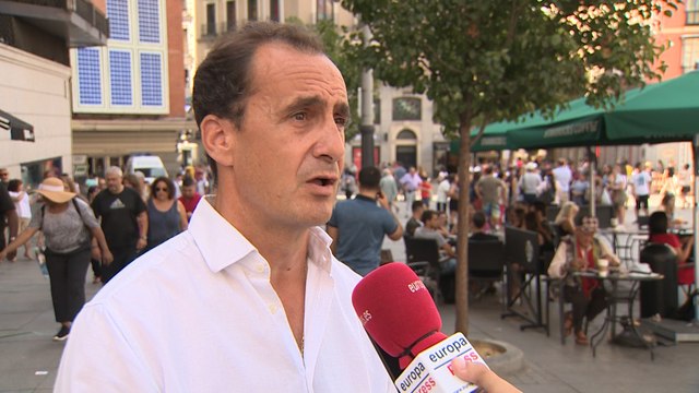 Comerciantes denuncian laxitud del Ayuntamiento con venta ambulante