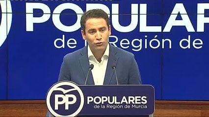 Teodoro García: "No estamos pendientes de si Casado entregó en 1º de EGB un 'Pinta y Colorea' después del recreo"