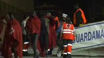 Salvamento Marítimo traslada a 34 migrantes encontrados en el mar de Alborán a Málaga
