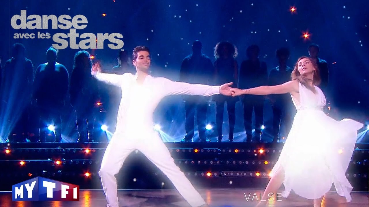DALS S06 - Priscilla Betti et Christophe Licata dansent une valse sur ‘’Amazing grace’’