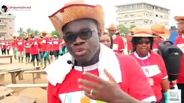 ENVIRONNEMENT: ACTION NESTLE POUR LES SACHETS PLASTIQUE dans la ville de BASSAM