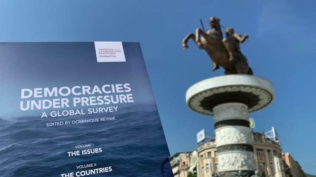 Présentation de Démocraties sous tension à Skopje (Macédoine du Nord)