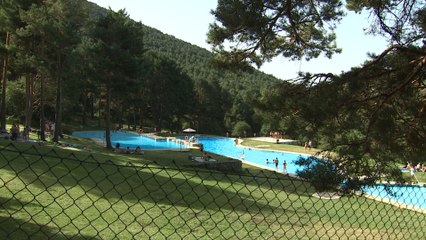 Download Video: Las piscinas de Las Berceas, un enclave lejos de la ola de calor