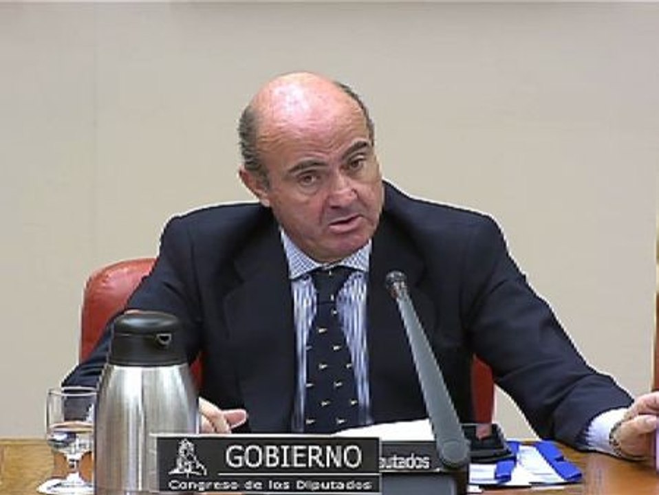 De Guindos: "No creo que la corrupción sea un problema estructural"