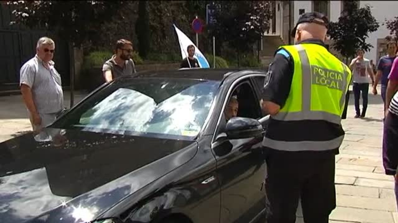Los taxistas gallegos colapsan la Plaza del Obradoiro en Santiago