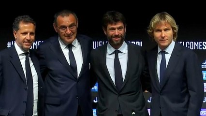 Juventus, presentato Maurizio Sarri: "Convincerò gli scettici ancora una volta"