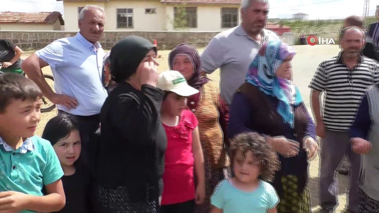 Vali Çakır, sel ve doludan zarar gören köylerde incelemelerde bulundu