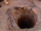 El Ayuntamiento de Elche procede a cegar el túnel que unos ladrones excavaron para robar un banco