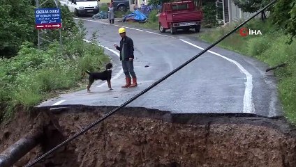 Trabzon'un Yomra-Özdil karayolu heyelan nedeniyle ulaşıma kapandı