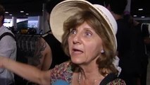 Sorpresa y enfado de los turistas que llegan a Barcelona ante la huelga de taxis