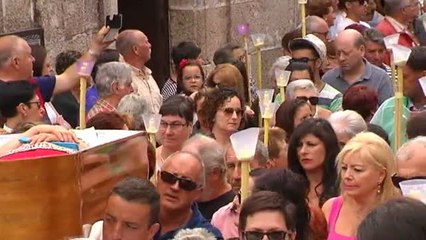 Santa Marta de Ribarteme celebra la singular procesión de los ataúdes