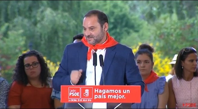 Ábalos asegura que la herramienta del Gobierno es el diálogo