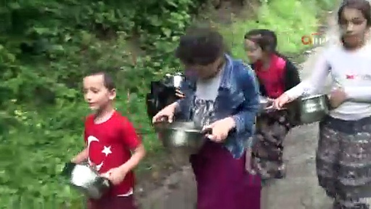 Vatandaşların Dere Yataklarından Yüksek Kesimlere Doğru Çıkması İsteniyor