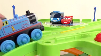 Marvel Spider-Man Thomas & Friends Disney Cars, Tayo the Little Bus Garage Toy Monster Spider & Bee