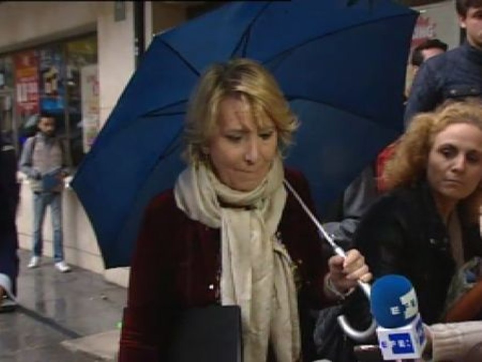 Esperanza Aguirre acude al acto de conciliación con Podemos