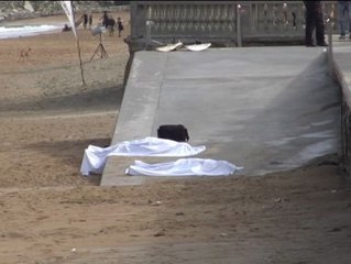 Download Video: Mueren ahogados dos surfistas en la playa de Zarautz