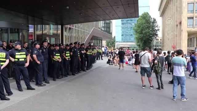 Gürcistan'da Rus heyetine protesto - TİFLİS