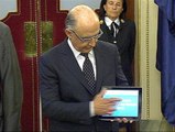 Montoro entrega en el Congreso el proyecto de Presupuestos Generales del Estado