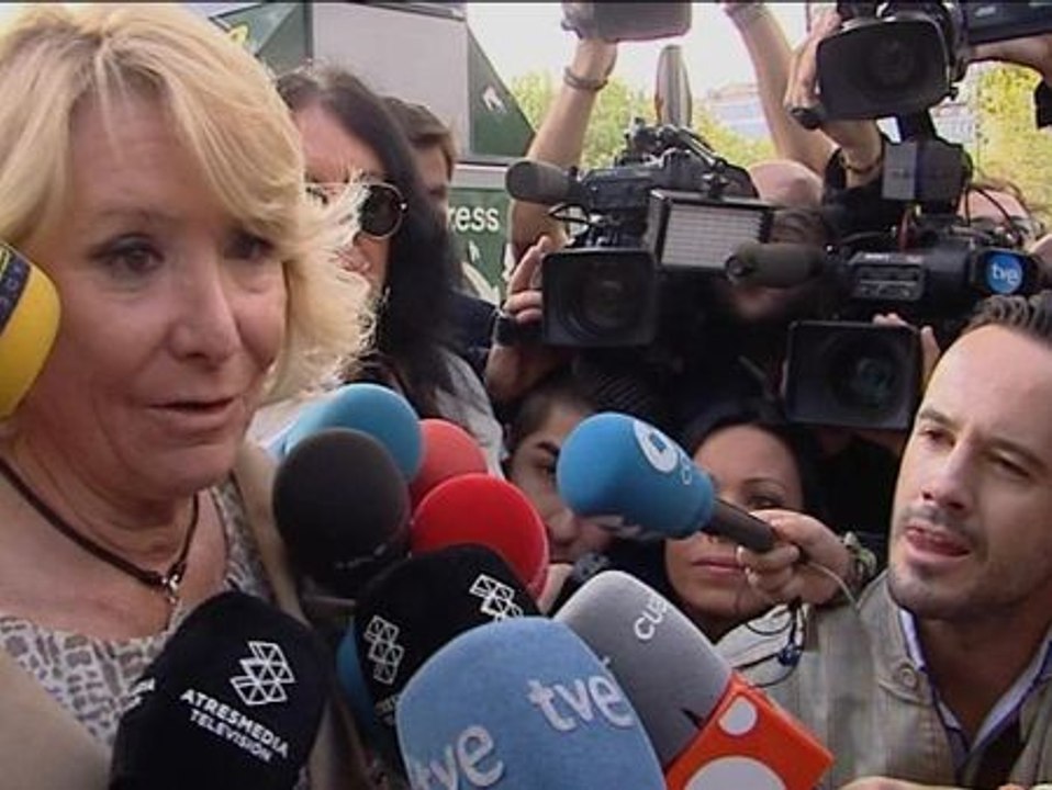 Esperanza Aguirre: "Estoy aquí encantada de que el juez me tome declaración"