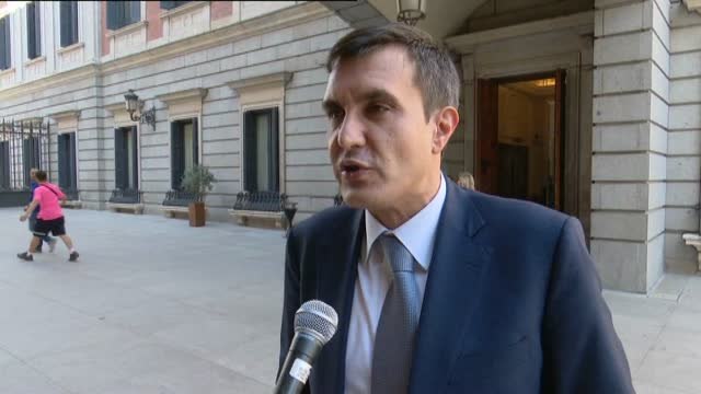 El PP se reúne para negociar la integración del equipo de Sáenz de Santamaría