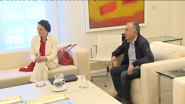 Sánchez se reúne con los sindicatos en La Moncloa