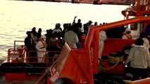 300 inmigrantes rescatados durante esta mañana en aguas del Estrecho