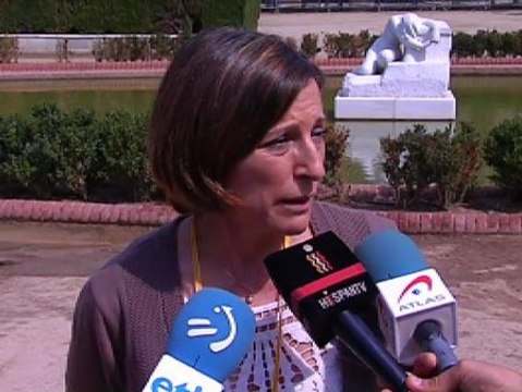 Carme Forcadell: Las 750.000 firmas piden al Parlament que convoque la consulta y si no que declare la independencia