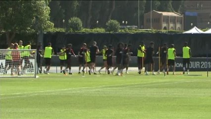 Download Video: El Maschester United realiza su último entrenamiento antes de su duelo ante el AC Milán en Los Ángeles