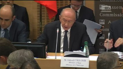 El guardaespaldas de Macron agita la política francesa