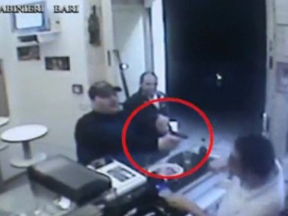 Heróica defensa de un pizzero en un intento de robo