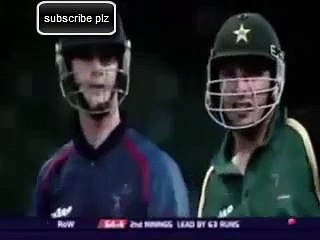 Boom Boom Shahid Khan Afridi HITS THE ROOF!!highest six