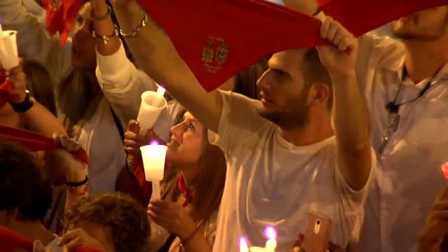 Pamplona entona el 'Pobre de mí' y pone fin a sus Sanfermines