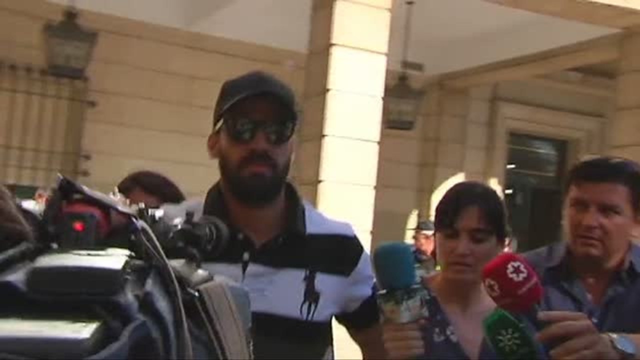 El guardia civil de La Manada queda en libertad a la espera de la resolución de la Audiencia de Navarra