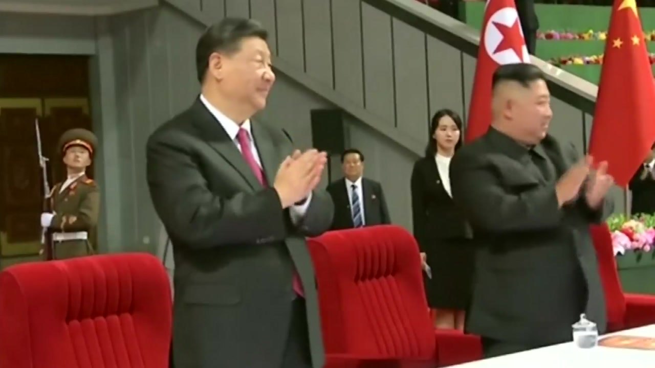 "시진핑 평양 출발"...中 매체 이례적 신속 보도 / YTN