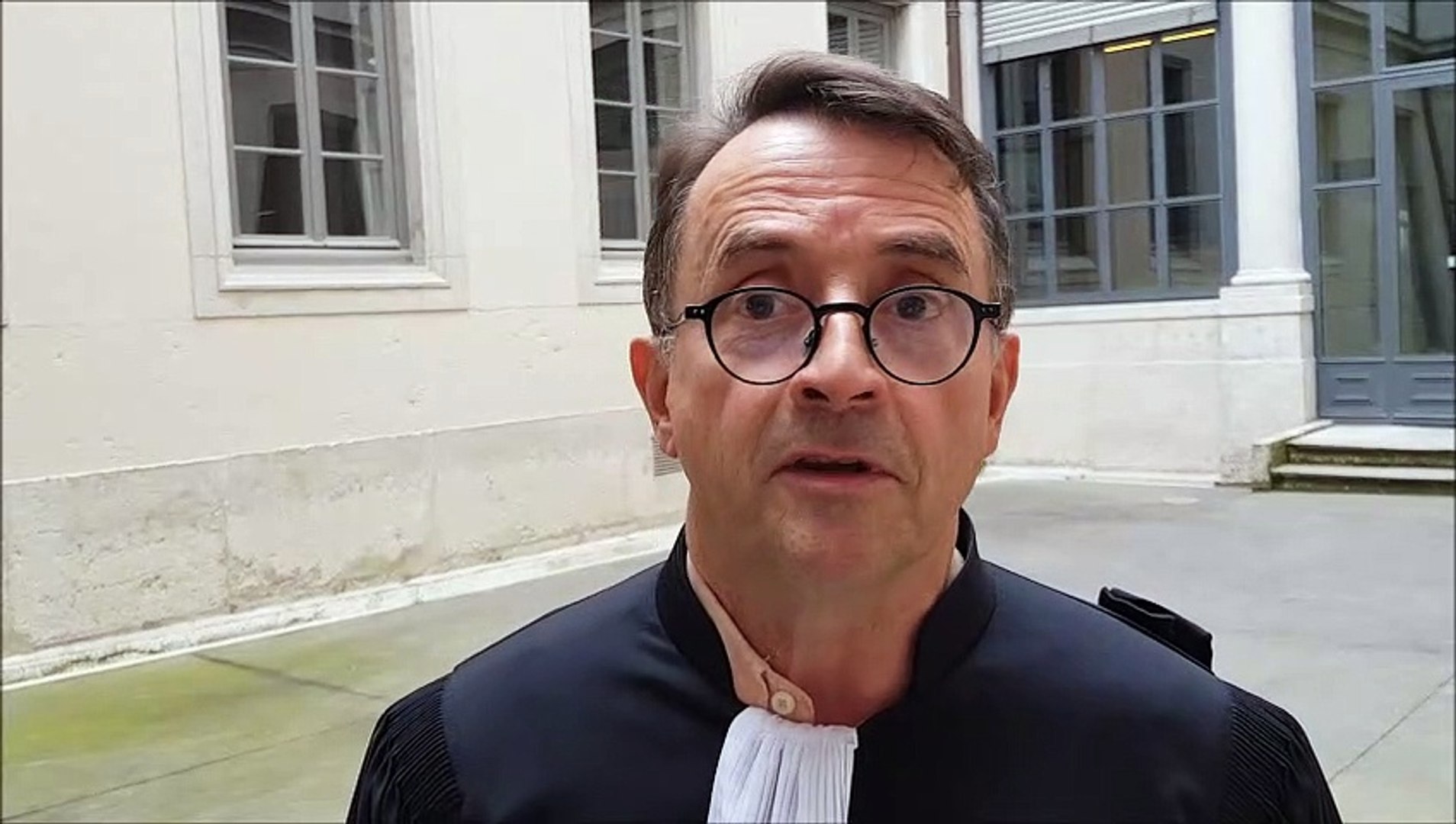 Avocat de la défense : Maître Michel Jallot - Vidéo Dailymotion