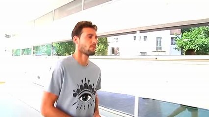 Lenglet pasa el reconocimiento junto al resto de la plantilla