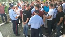 Kavajë, bashkia dhe protestuesit i vendosin afat Policisë  - Top Channel Albania - News - Lajme