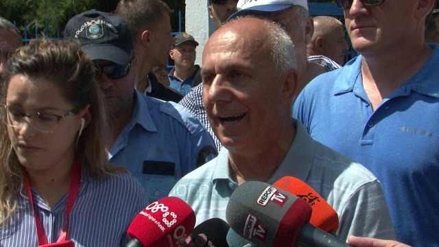 Lirimi i KZAZ, tensionohet situata në disa qytete - News, Lajme - Vizion Plus